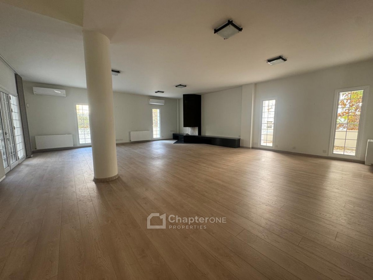 Detached Villa For Rent  in  Agioi Omologites