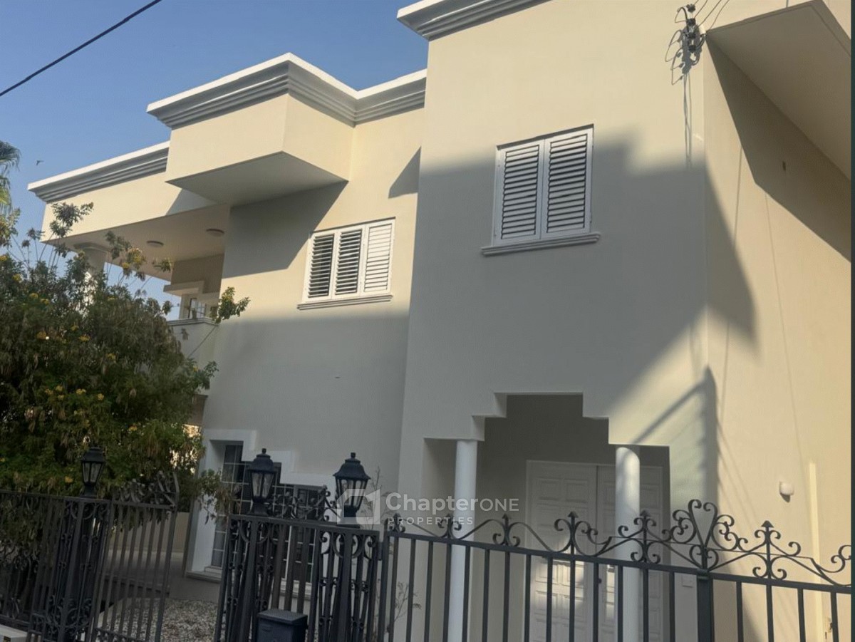 Detached Villa For Rent  in  Agioi Omologites