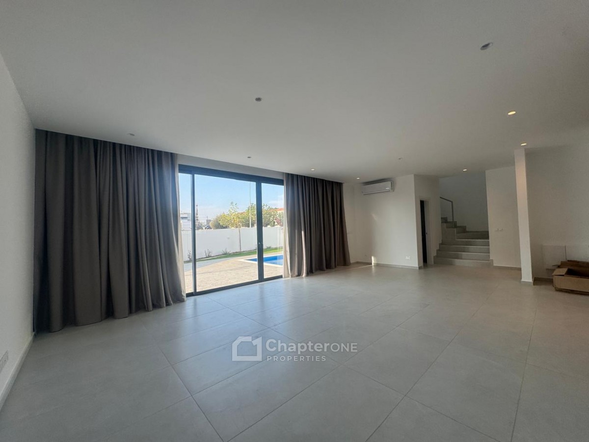 Detached Villa For Rent  in  GSP Area