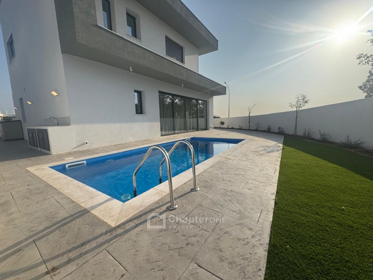 Detached Villa For Rent  in  GSP Area