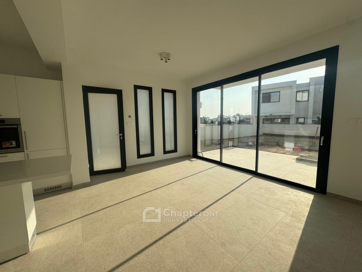 Detached Villa For Rent  in  GSP Area