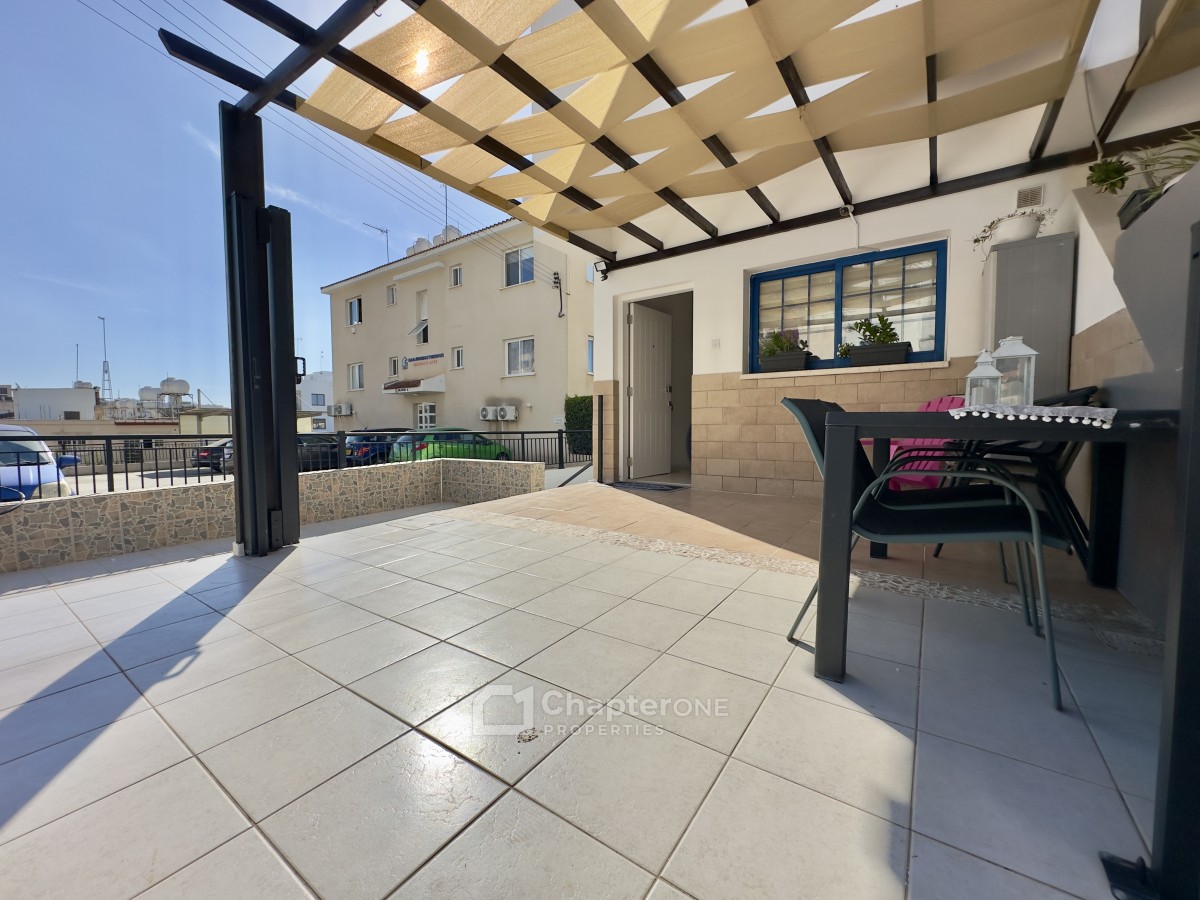 Semi Detached Villa For Sale  in  Kato Paphos - Universal