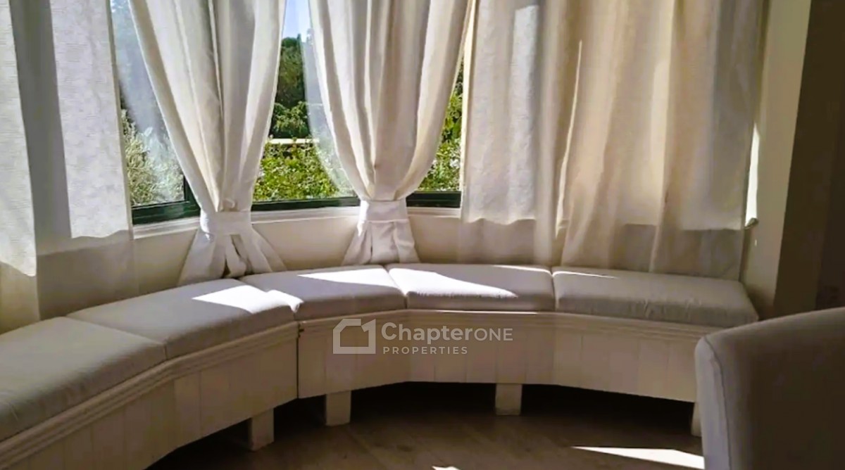 Detached Villa For Sale  in  Select Location