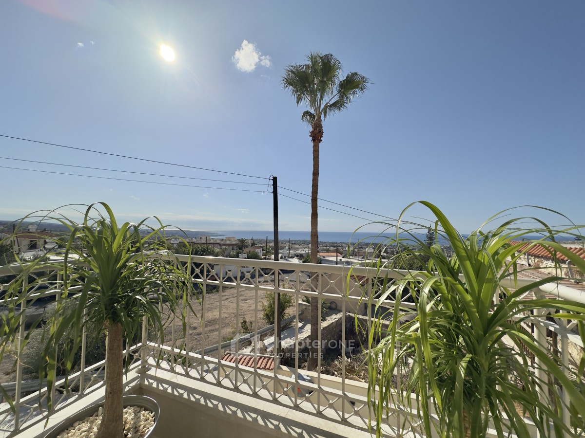 Detached Villa For Sale  in  Peyia