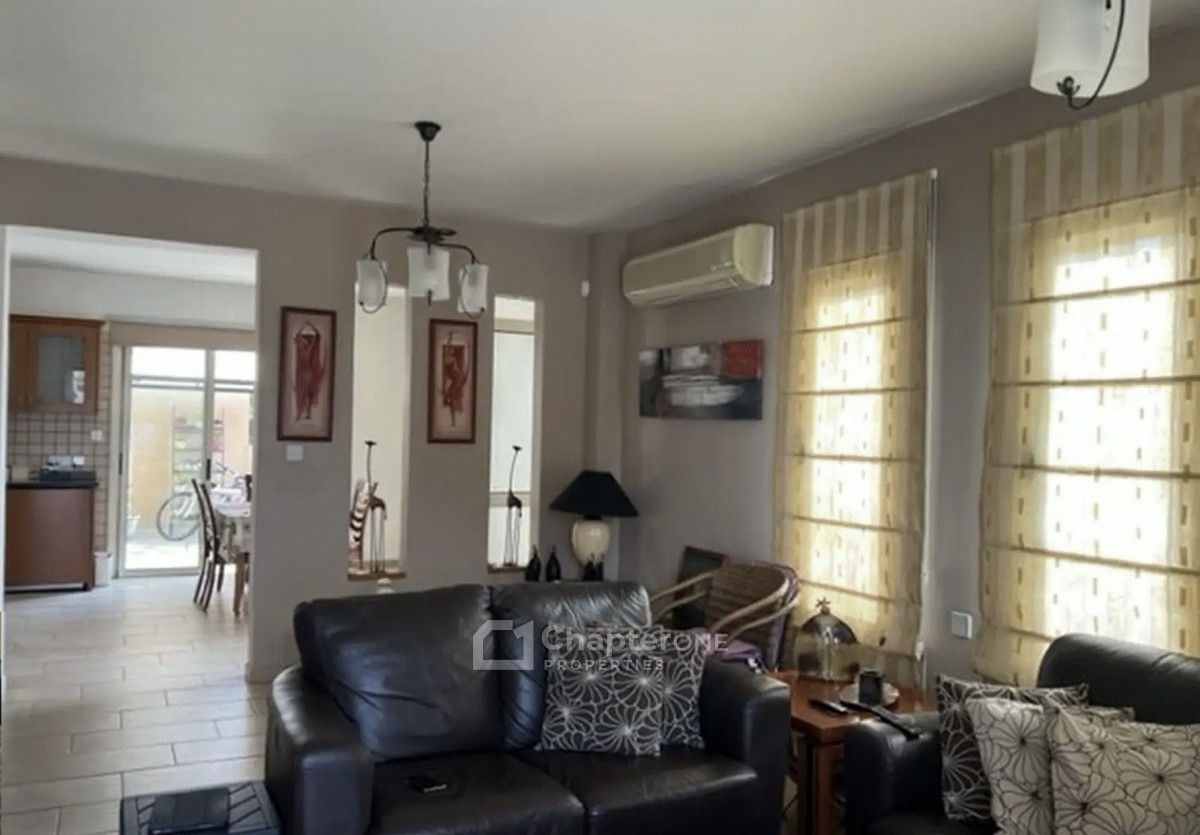 Semi Detached Villa For Sale  in  Aglantzia