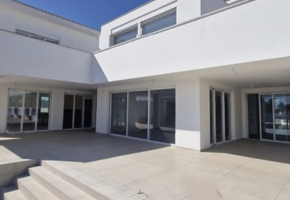 Strovolos - Chryseleousa Detached Villa For Rent | C9223