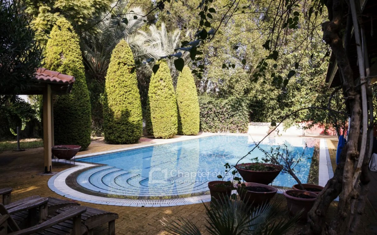 Detached Villa For Rent  in  Egkomi - Parissinos