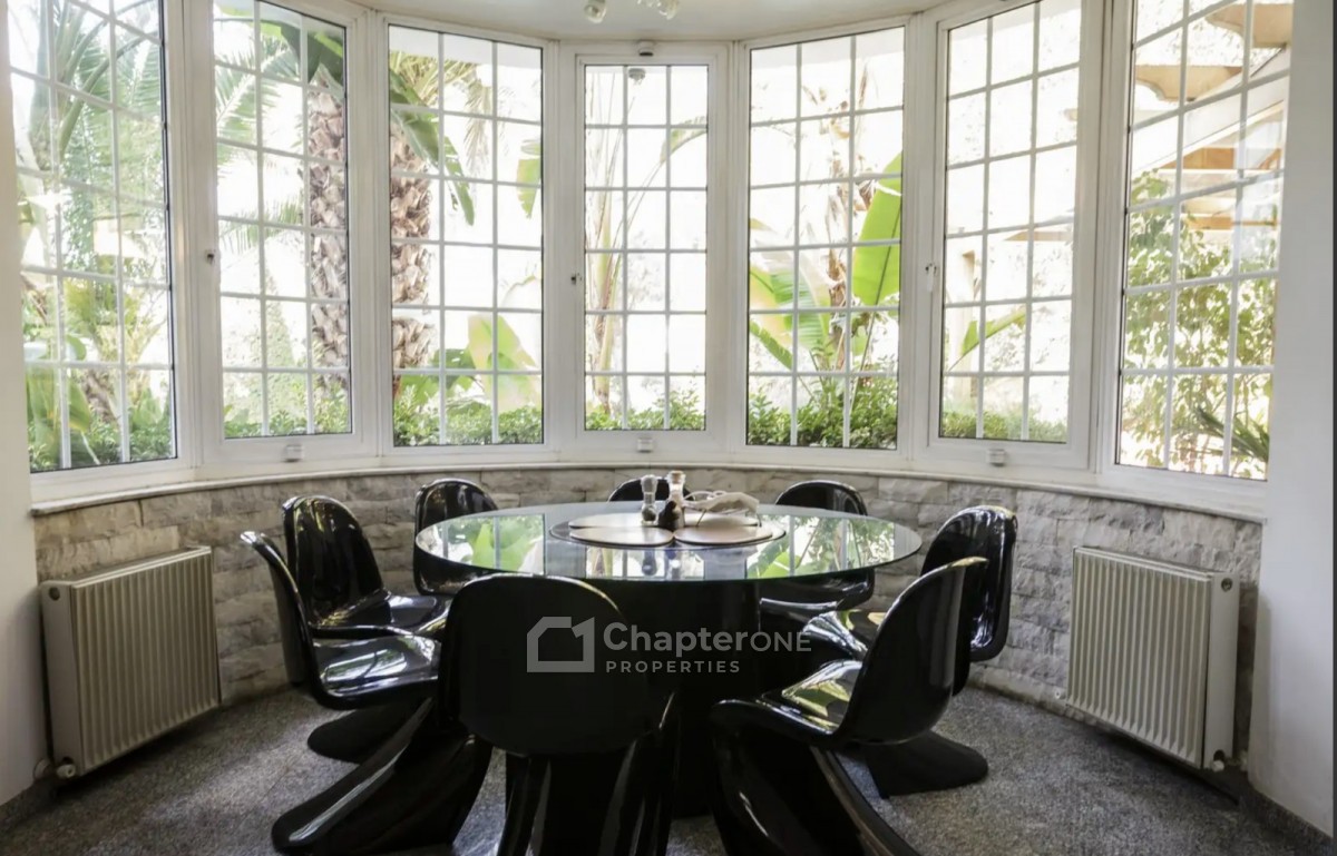 Detached Villa For Rent  in  Egkomi - Parissinos