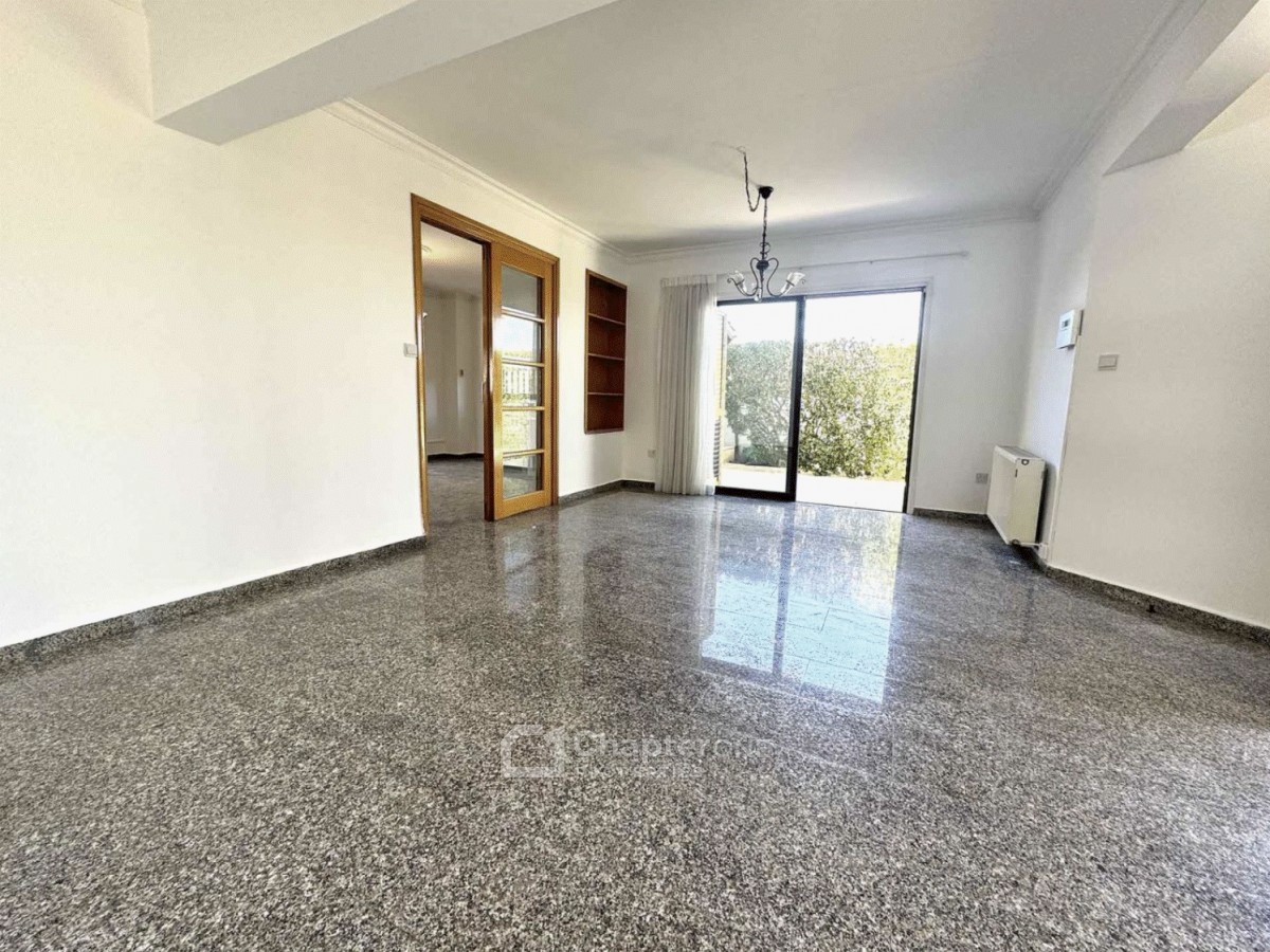 Detached Villa For Sale  in  Strovolos - Chryseleousa