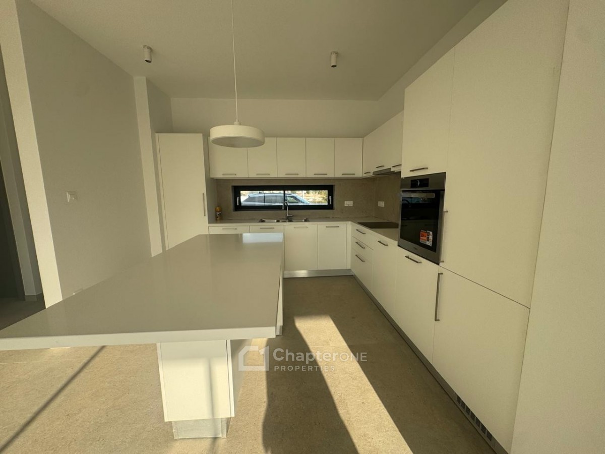 Detached Villa For Rent  in  GSP Area