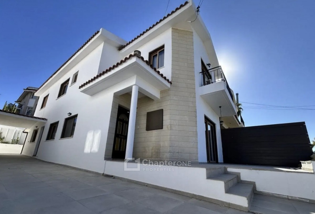 Semi Detached Villa For Sale  in  Egkomi - Makedonitissa