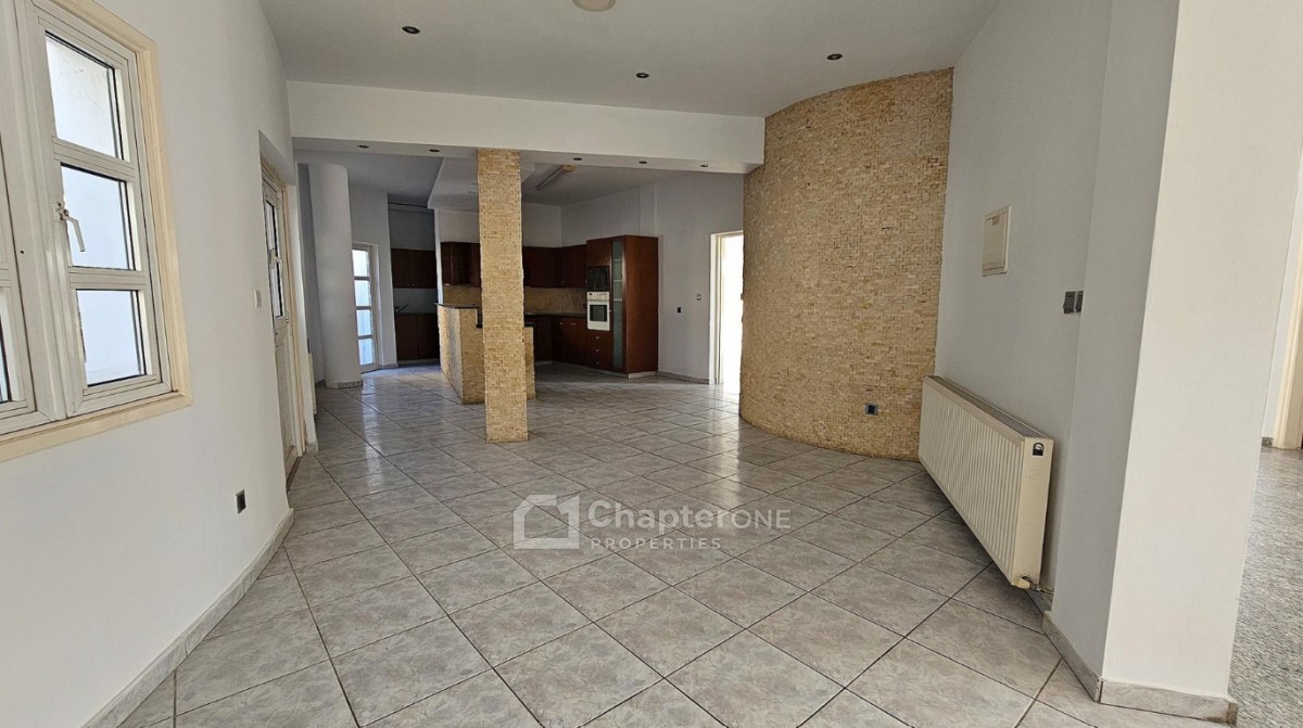Semi Detached Villa For Sale  in  Deftera Pano