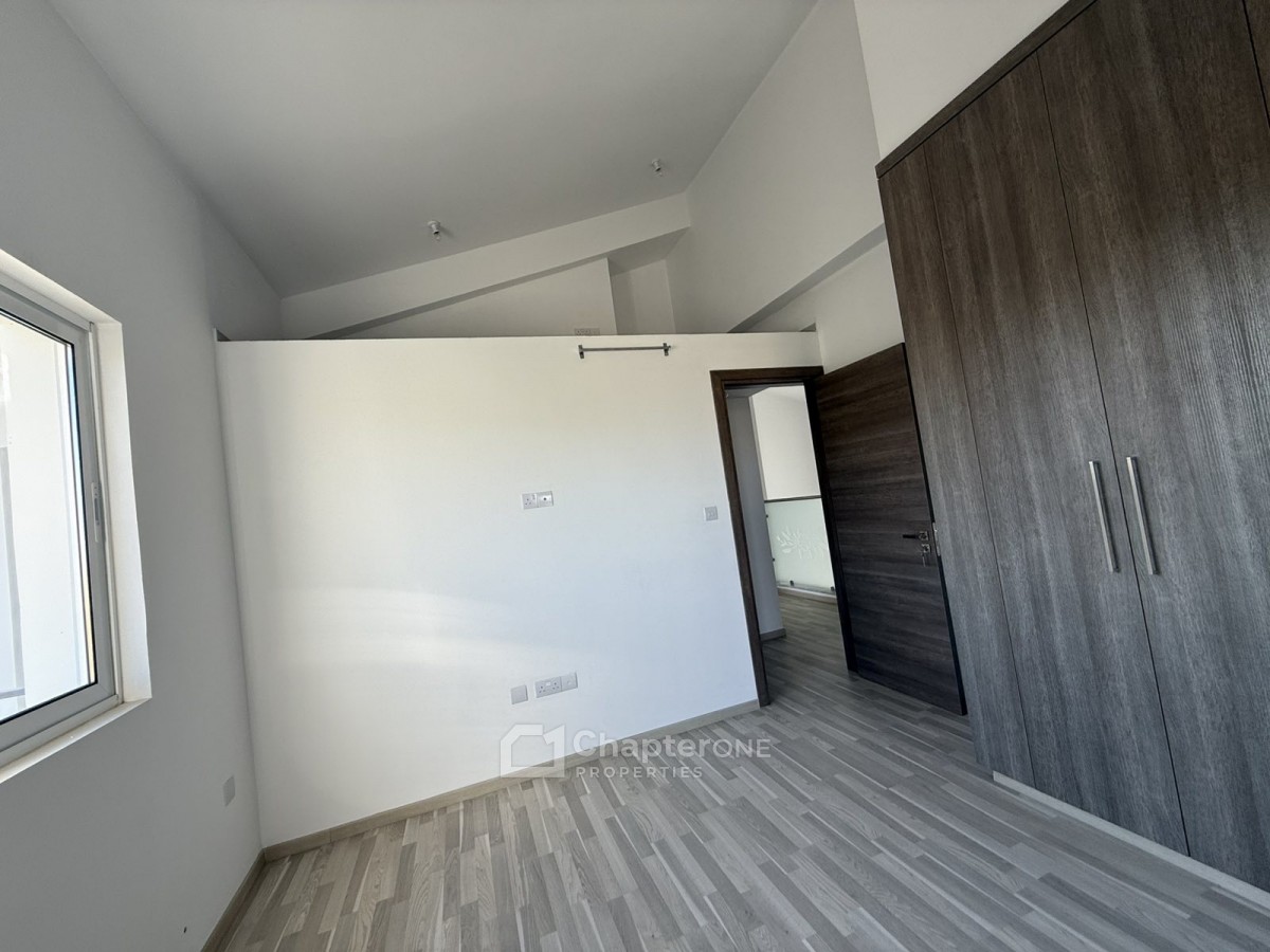 Semi Detached Villa For Sale  in  Agia Varvara Lefkosias