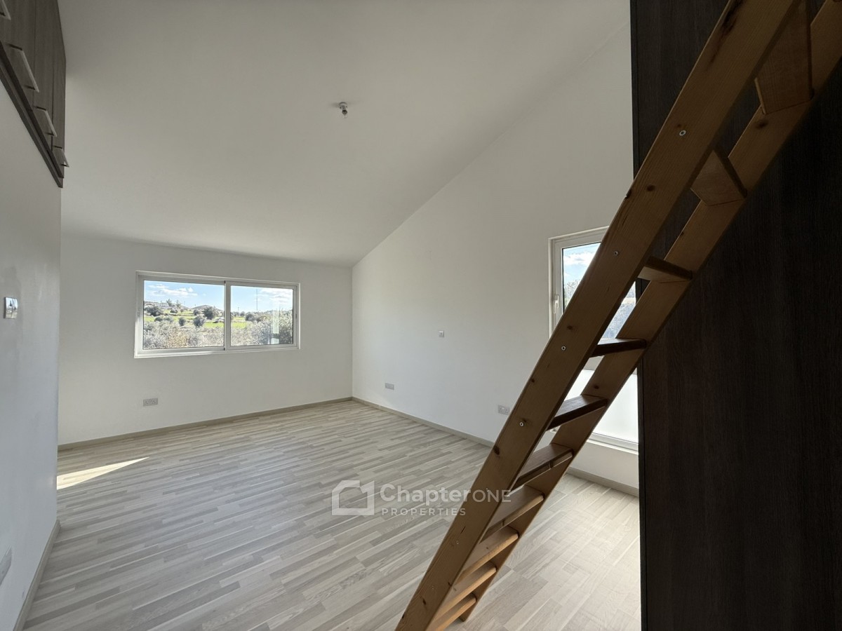 Semi Detached Villa For Sale  in  Agia Varvara Lefkosias