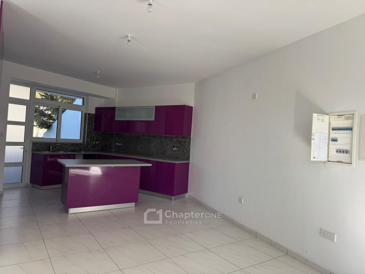Semi Detached Villa For Sale  in  Agia Varvara Lefkosias