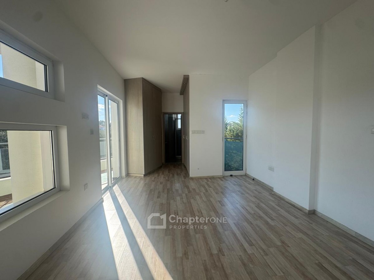 Semi Detached Villa For Sale  in  Agia Varvara Lefkosias