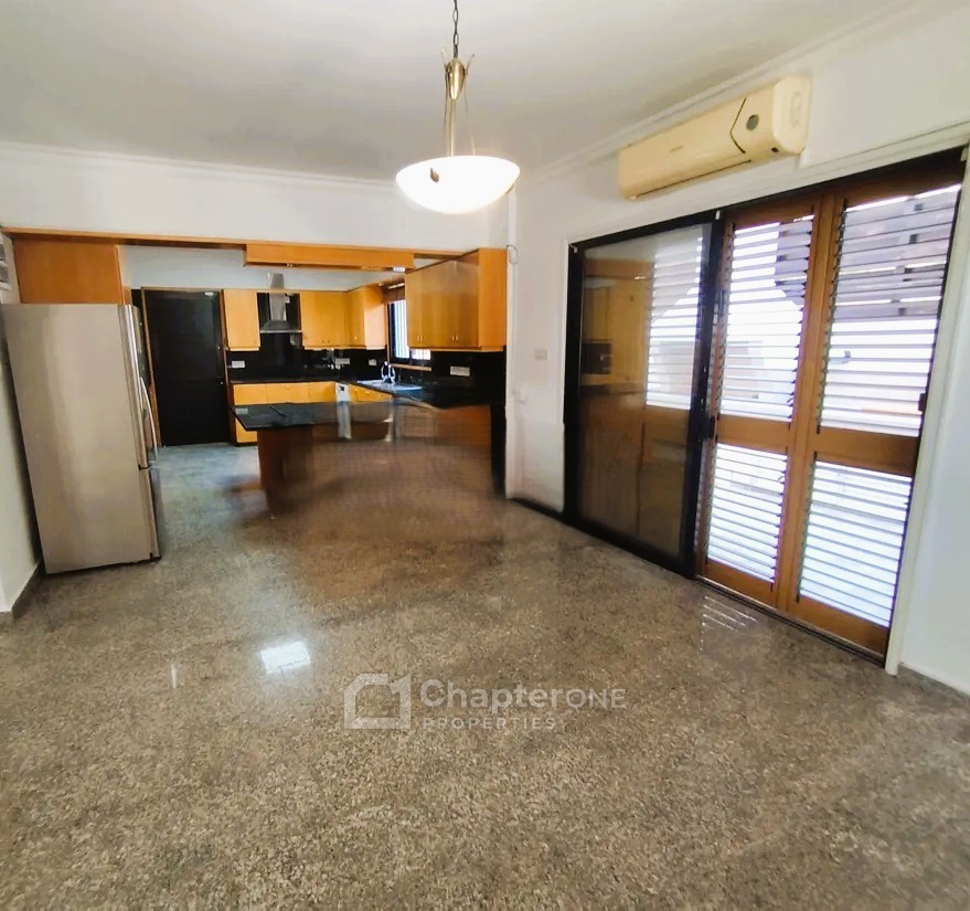 Detached Villa For Sale  in  Strovolos - Chryseleousa