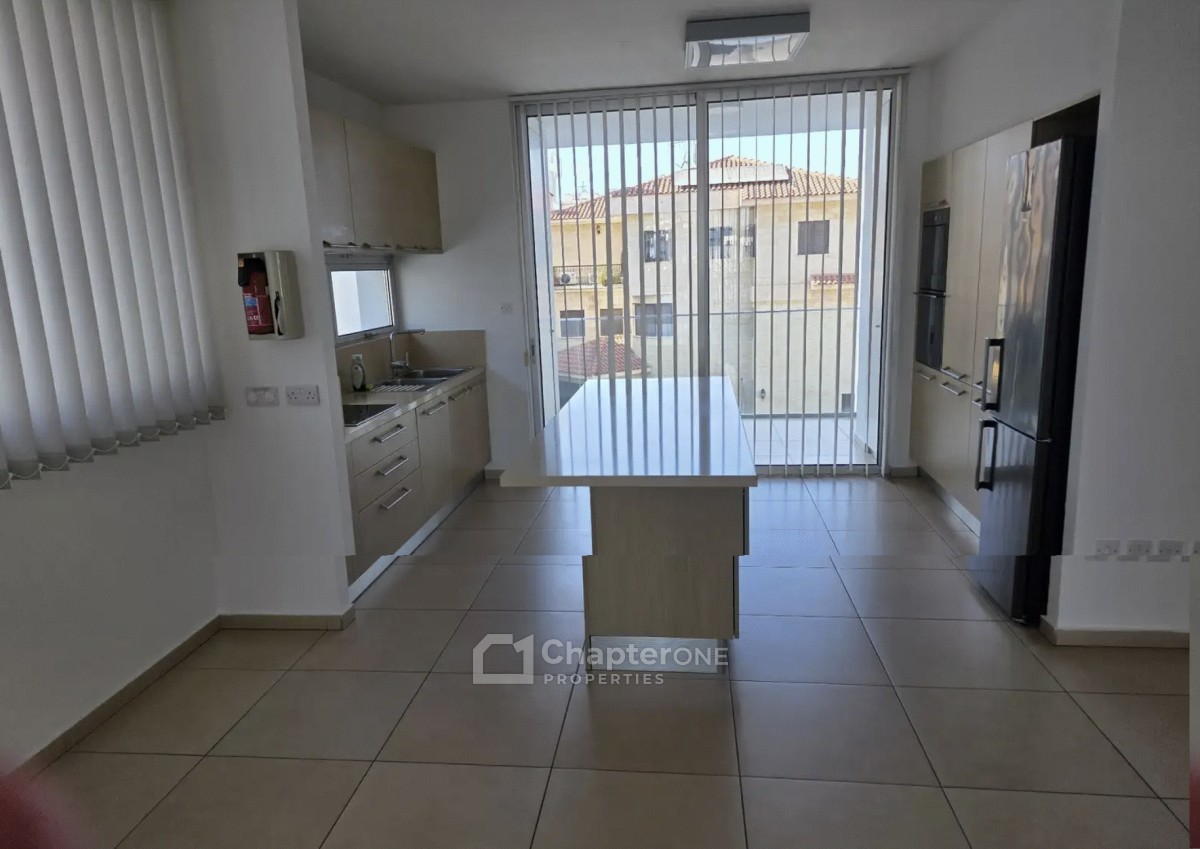 Apartment For Sale  in  Egkomi