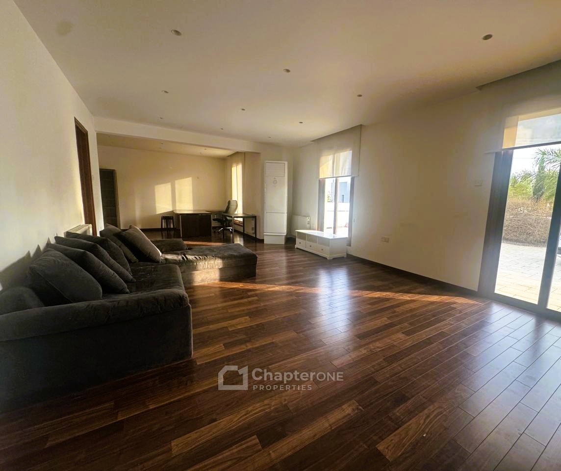 Detached Villa For Rent  in  Latsia - Agios Georgios