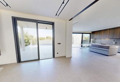 Strovolos - Agios Vasileios Detached Villa For Rent | C9575