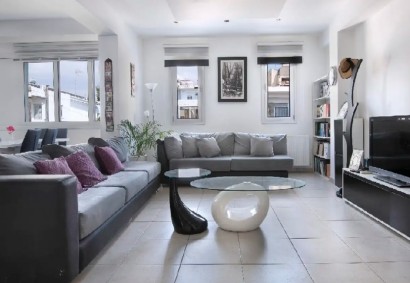 Lakatameia - Agia Paraskevi Penthouse For Rent | C9661