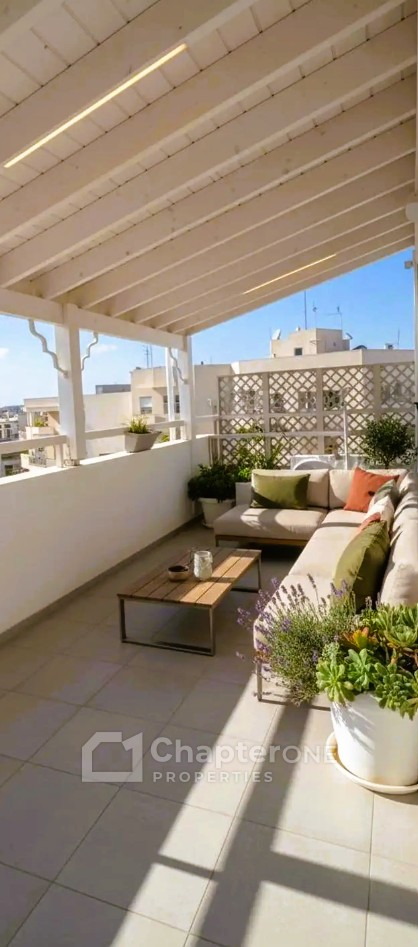 Penthouse For Rent  in  Egkomi - Parissinos