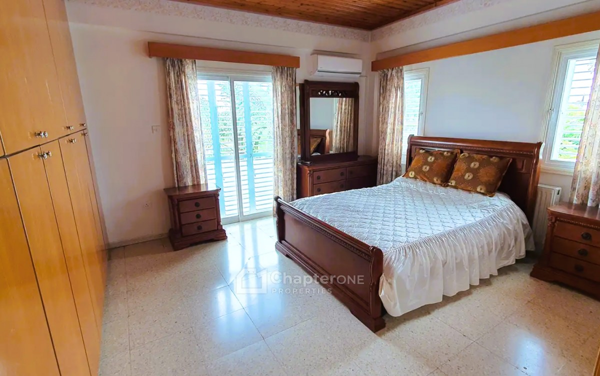 Detached Villa For Rent  in  Kokkinotrimithia