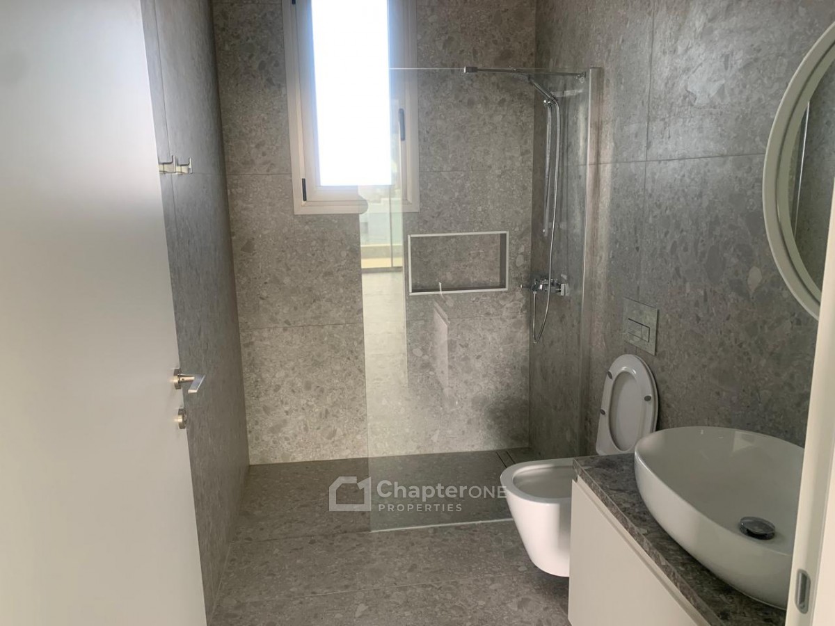 Apartment For Rent  in  Platy