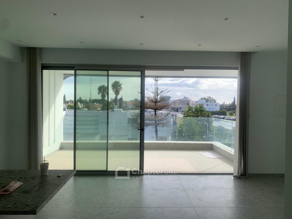 Apartment For Rent  in  Platy