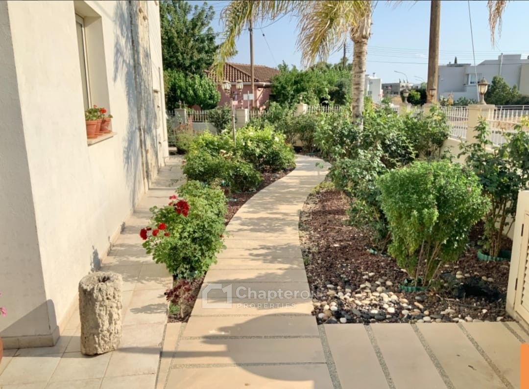 Detached Villa For Sale  in  Select Location