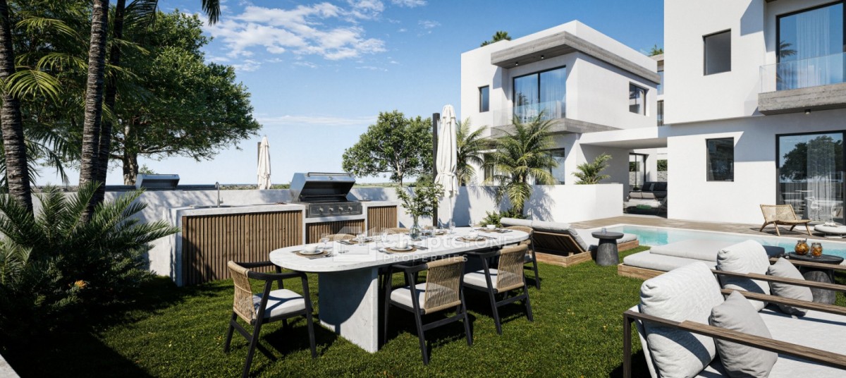 Detached Villa For Sale  in  Select Location