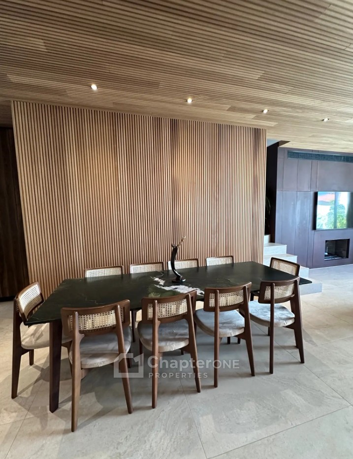 Detached Villa For Sale  in  Egkomi - Parissinos