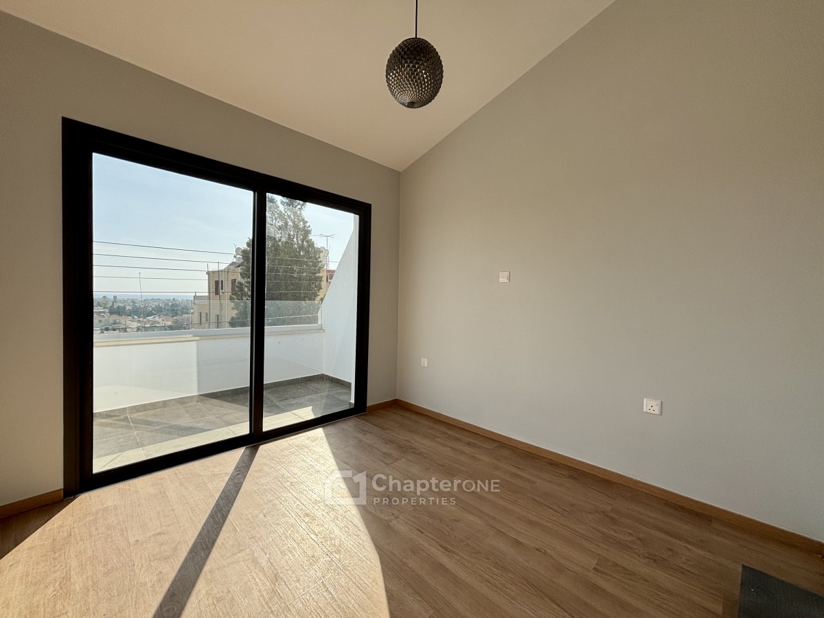 Apartment For Sale  in  Kato Paphos - Universal