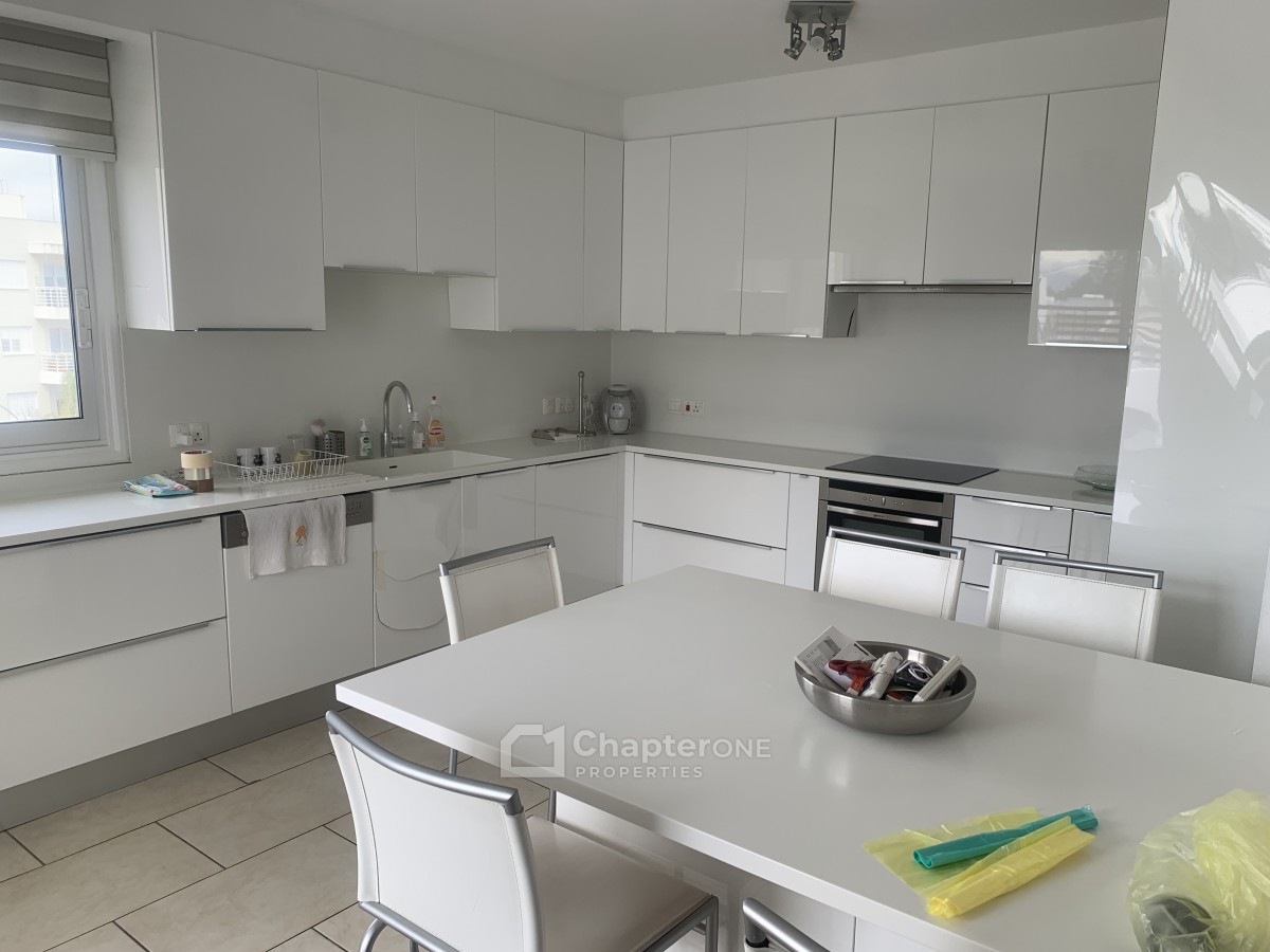 Detached Villa For Rent  in  Strovolos - Chryseleousa