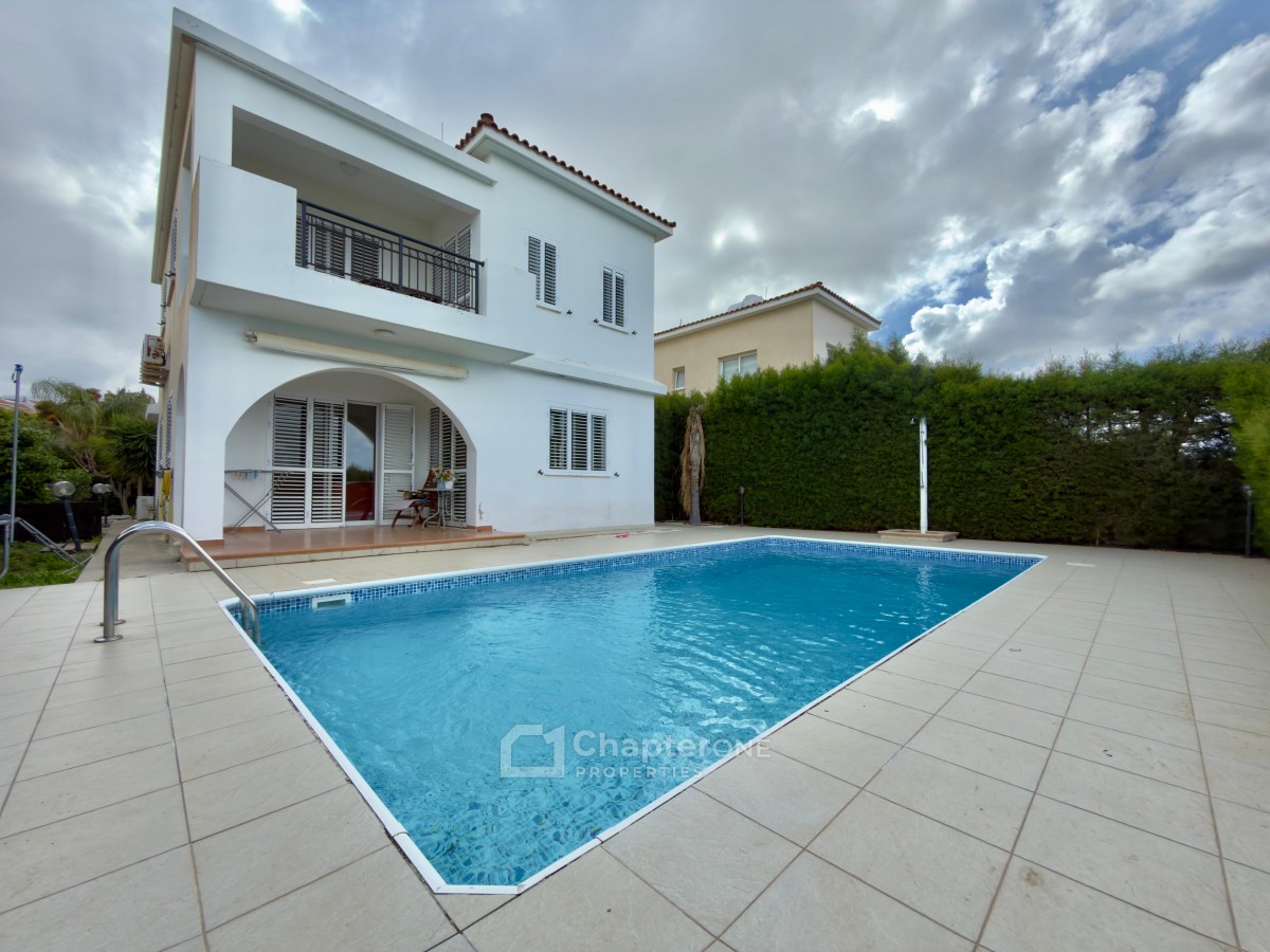 Detached Villa For Sale  in  Empa