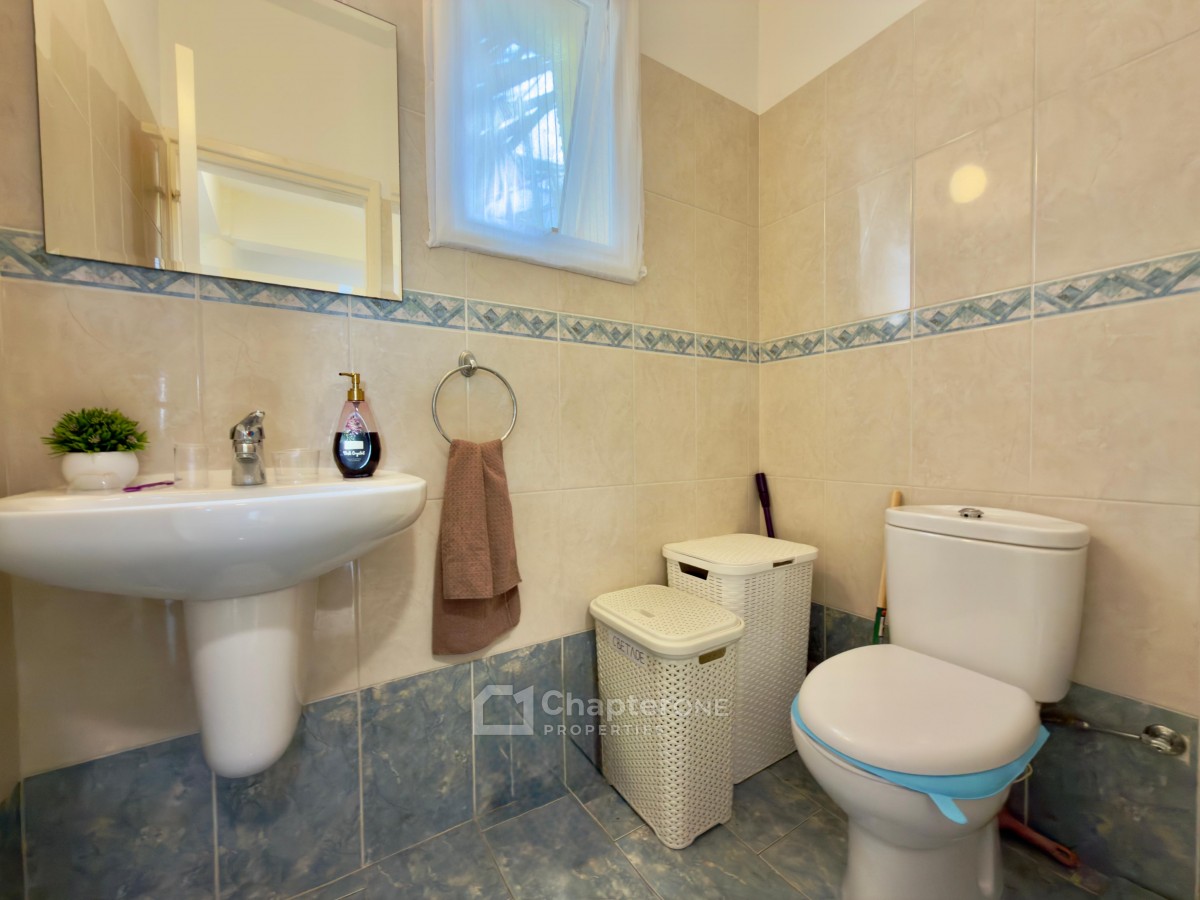 Detached Villa For Sale  in  Empa