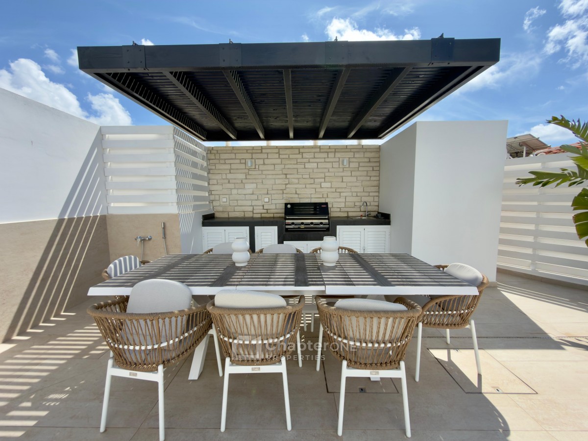 Detached Villa For Sale  in  Peyia - St. George