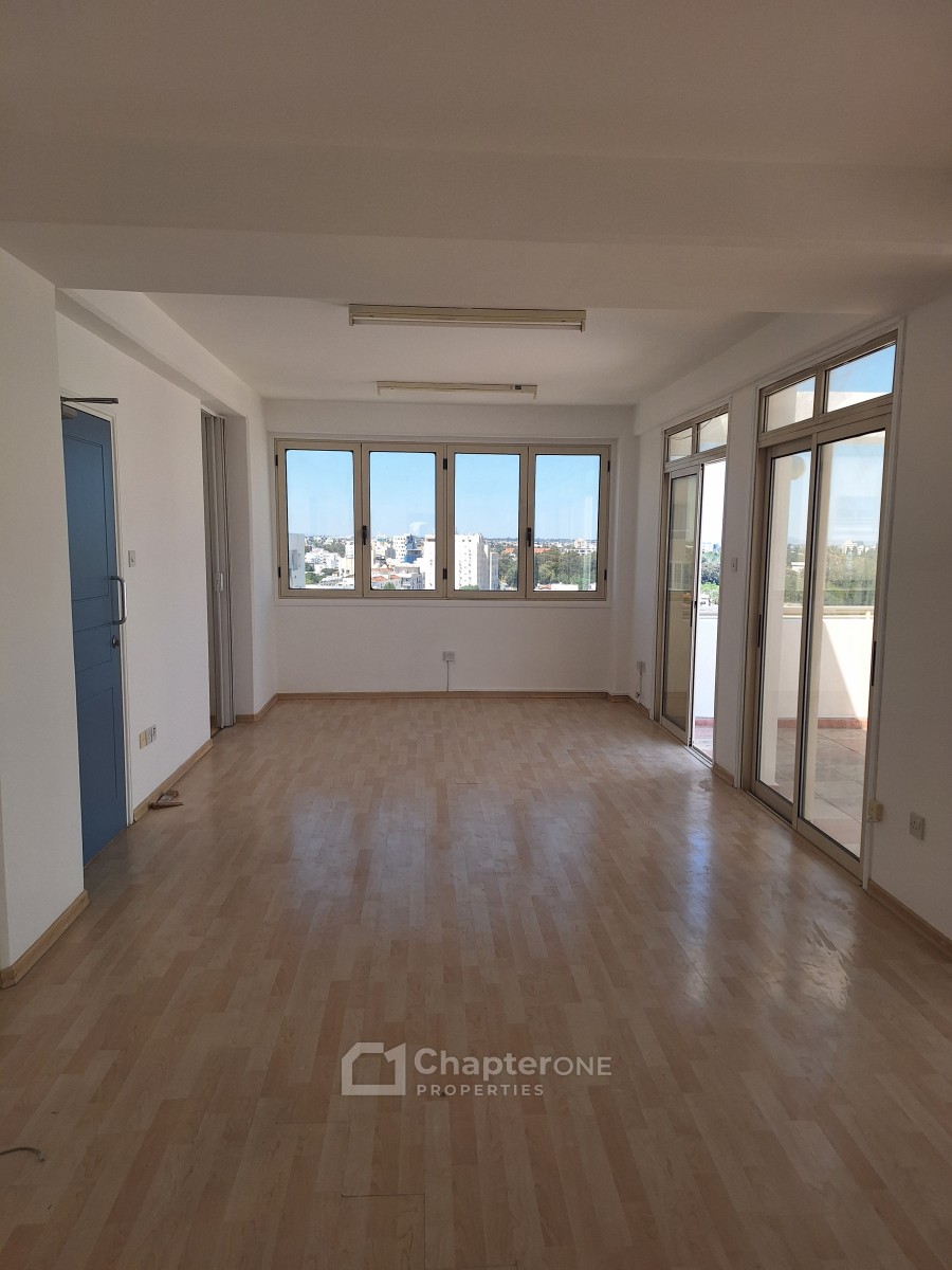 Office  For Rent  in  Strovolos - Acropolis