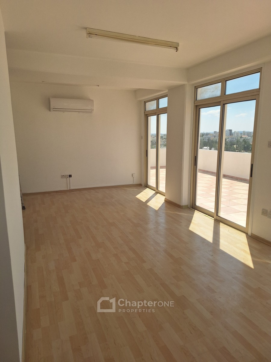 Office  For Rent  in  Strovolos - Acropolis