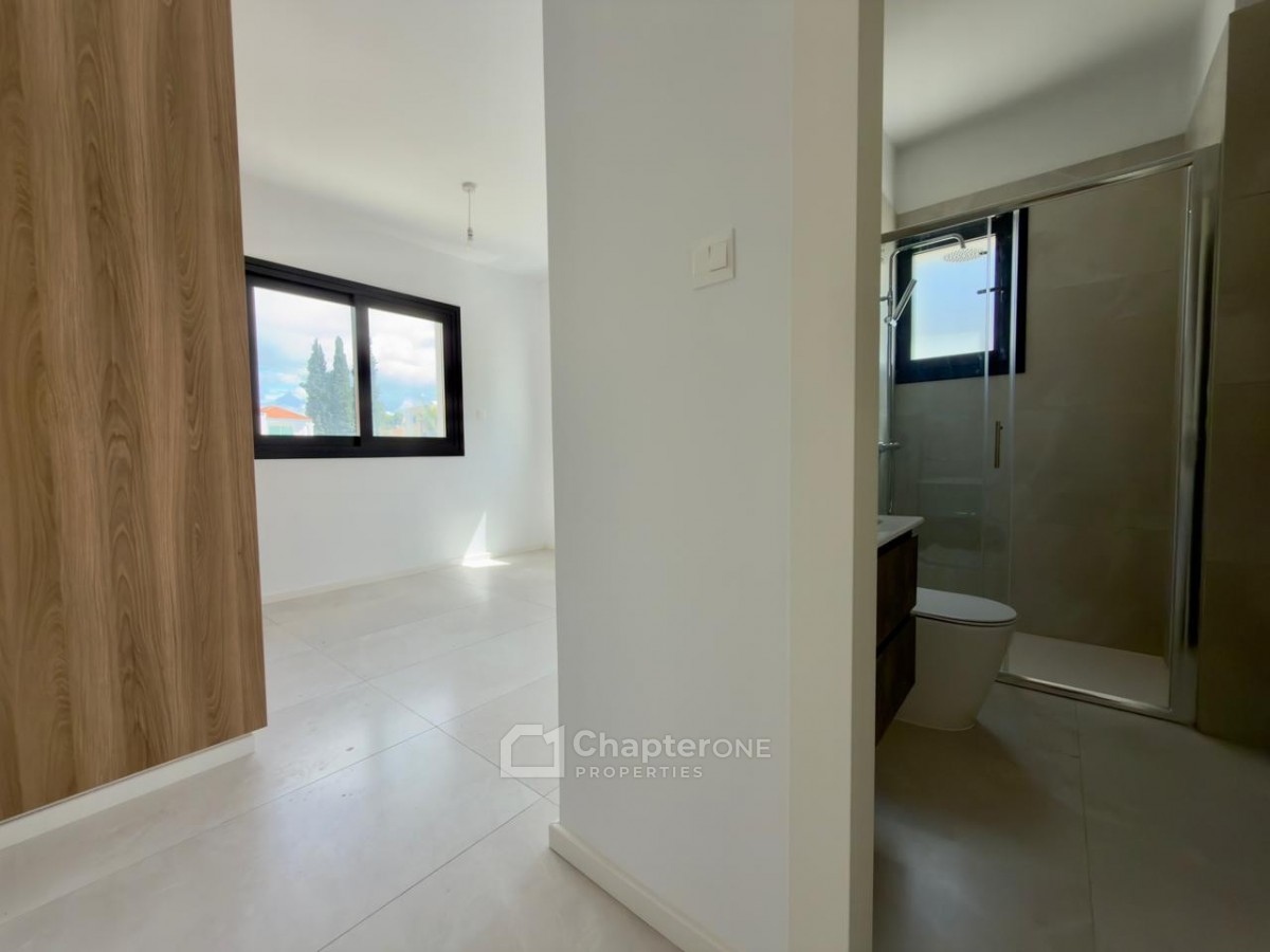 Apartment For Sale  in  Kato Paphos - Universal