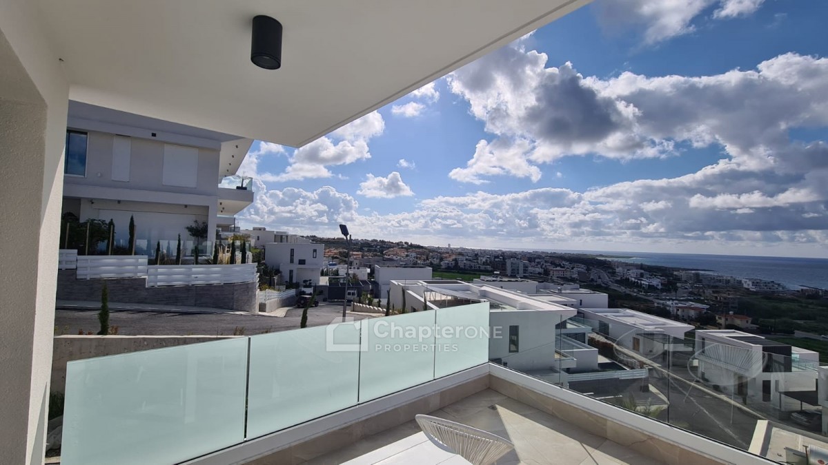 Detached Villa For Sale  in  Chlorakas