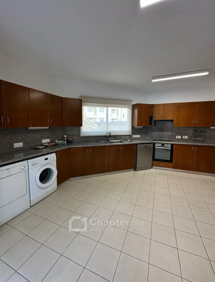 Apartment For Rent  in  Strovolos - Acropolis