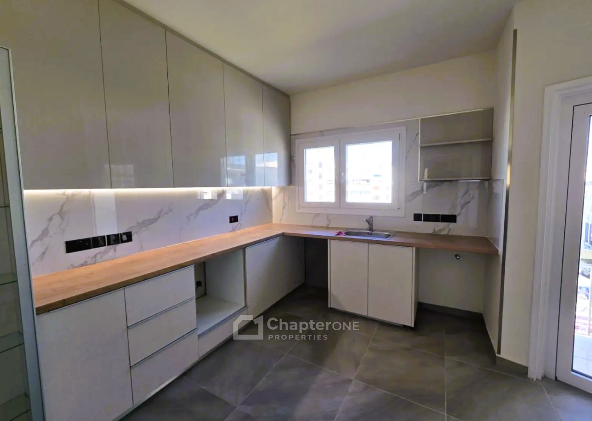 Penthouse For Sale  in  Agioi Omologites