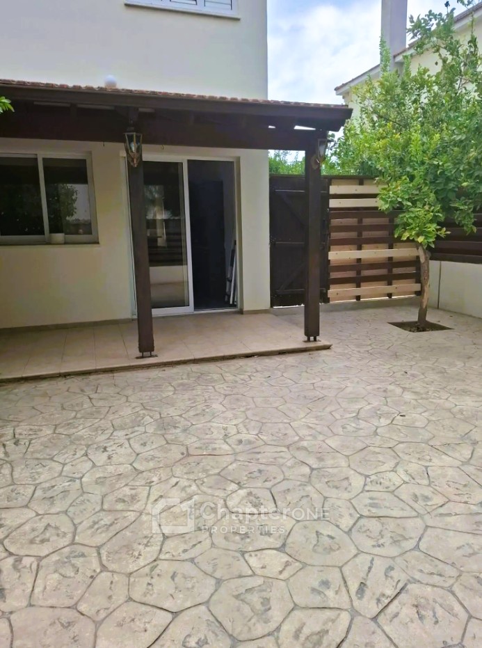 Semi Detached Villa For Rent  in  Egkomi - Makedonitissa