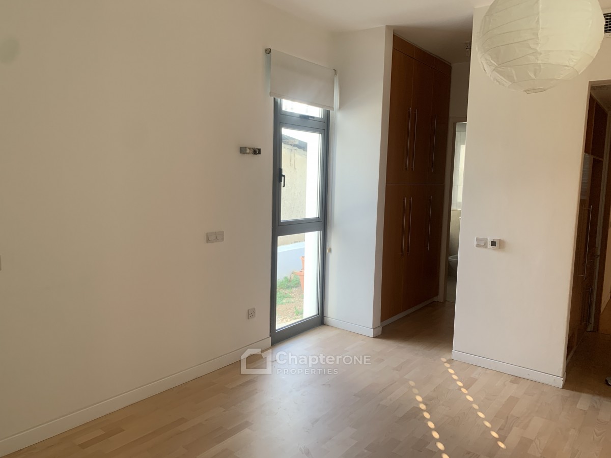 Apartment For Rent  in  Agioi Omologites
