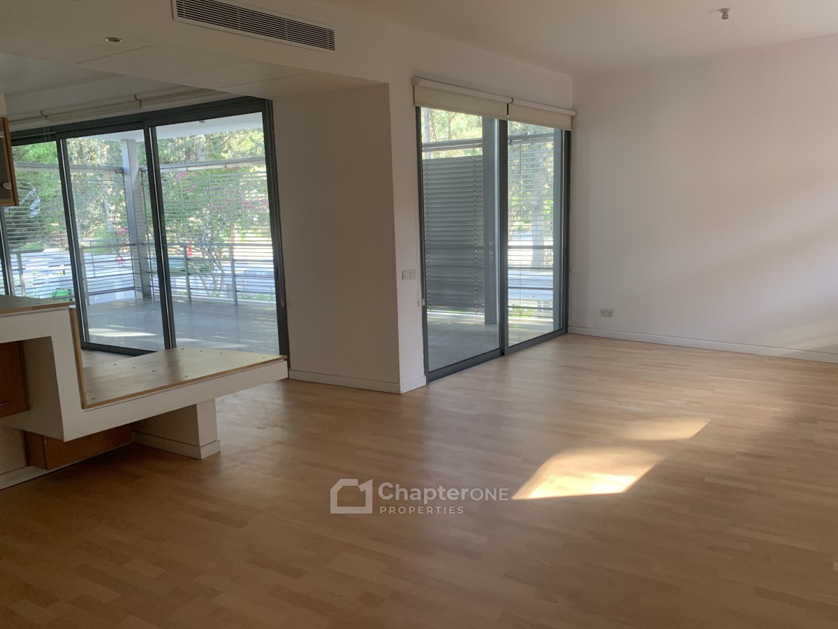 Apartment For Rent  in  Agioi Omologites