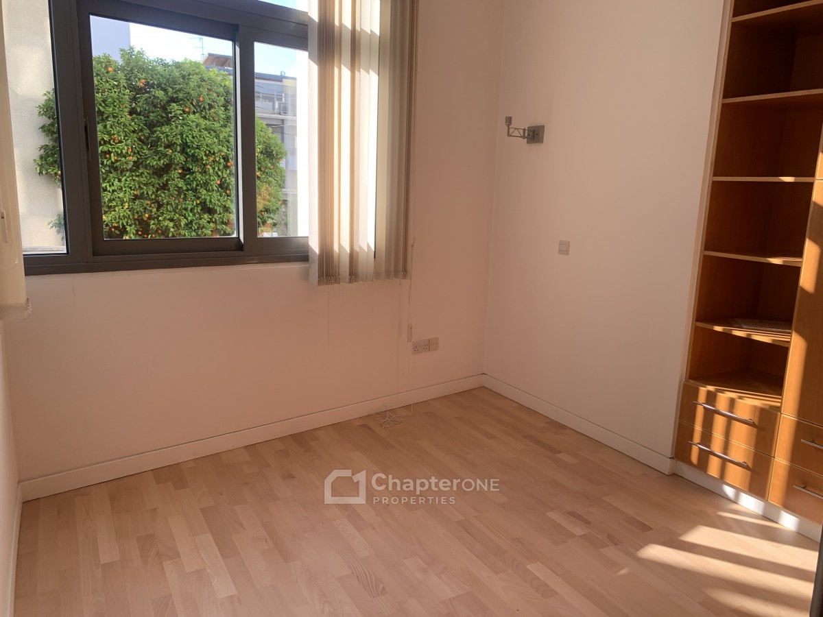 Apartment For Rent  in  Agioi Omologites