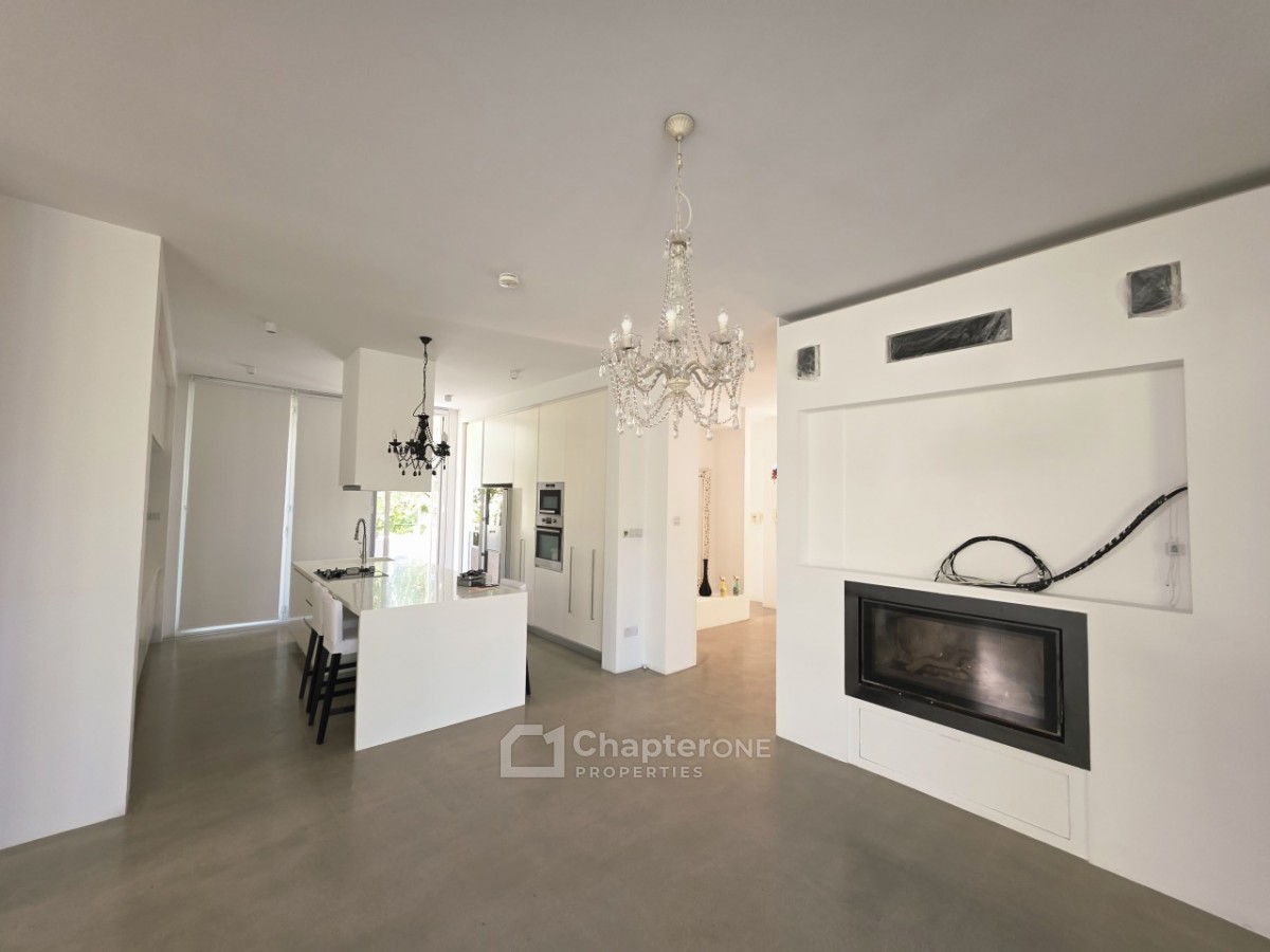 Detached Villa For Rent  in  Egkomi - Makedonitissa