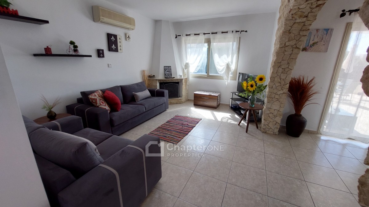 Detached Villa For Sale  in  Peyia