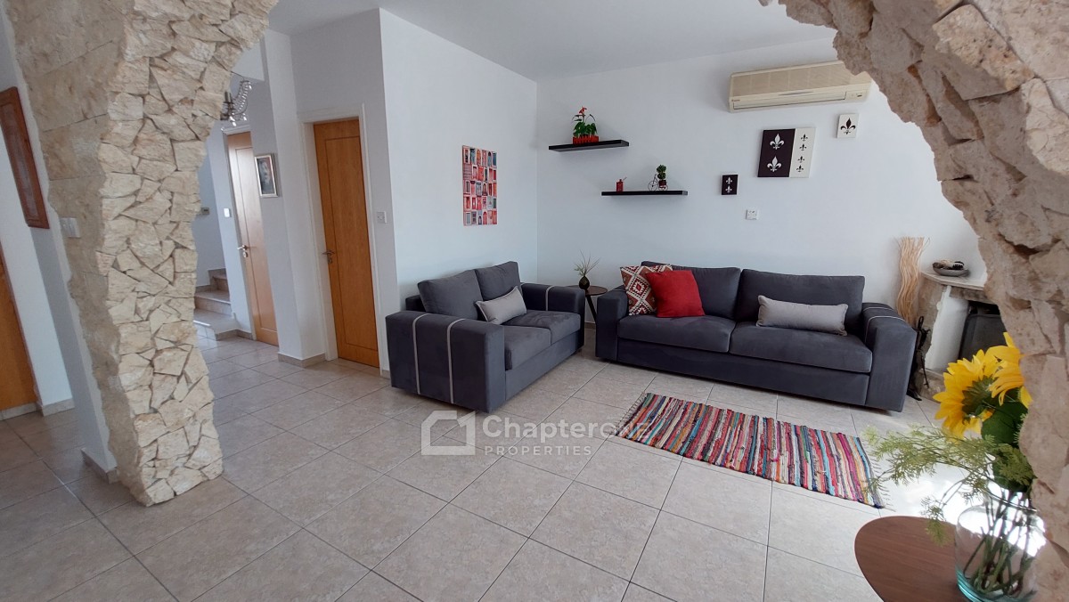Detached Villa For Sale  in  Peyia